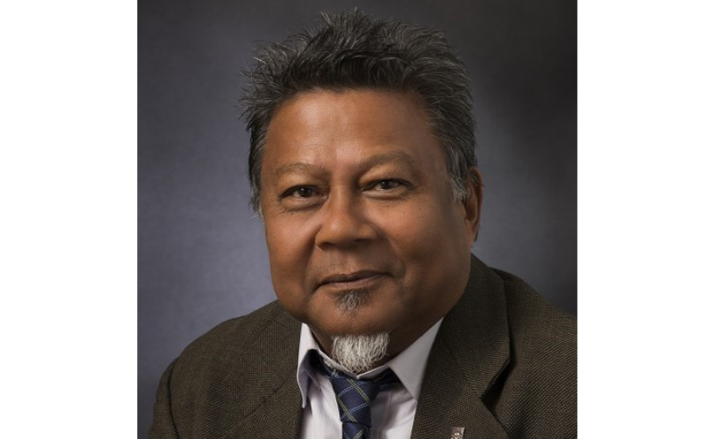 PROFESSOR PETER YU AM