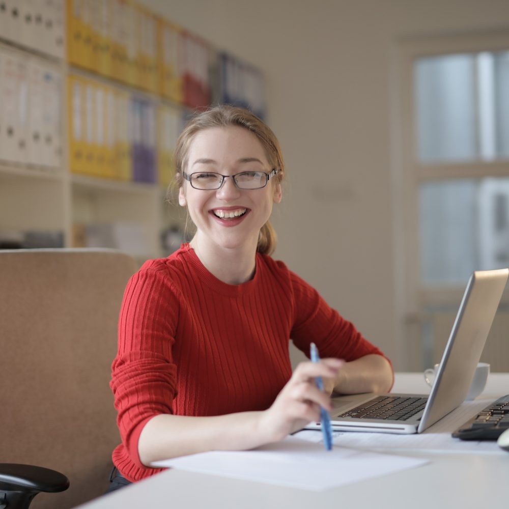 woman working on her business
